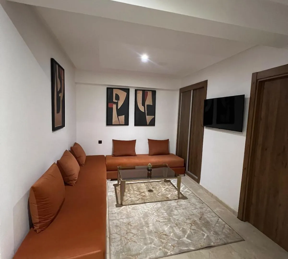 Cozy Apartment With Pool 5 Min From Gueliz Marrakesh 0*,  Morocco